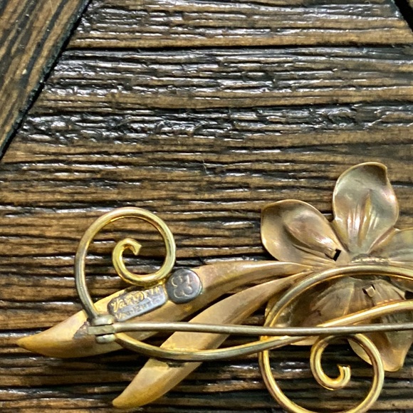 Lot of 4 Vintage Brooches - Trifari, Lisner, Giovanni, Van Dell - Picture 8 of 8